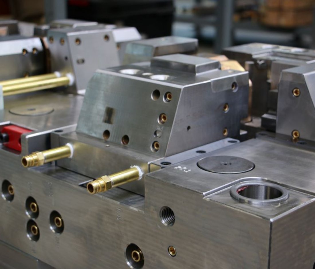 Production of injection moulds