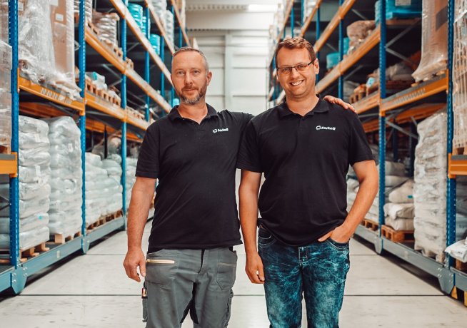 Großserienfertigung von Metallteilen 